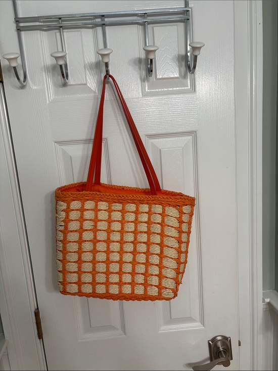 Lulus Handbags - Orange and Cream Woven Tote Bag - Women's Beach & Everyday Bag